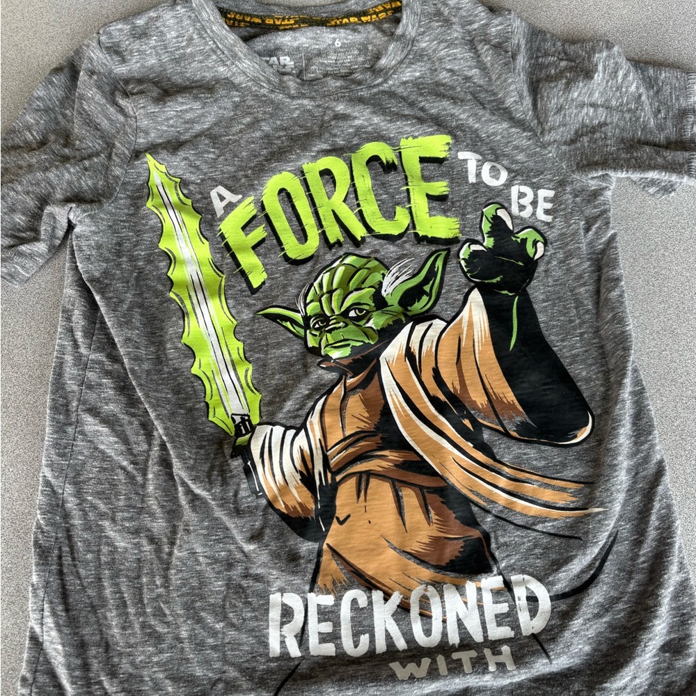 Star Wars Kids Gray and Green Yoda T-Shirt